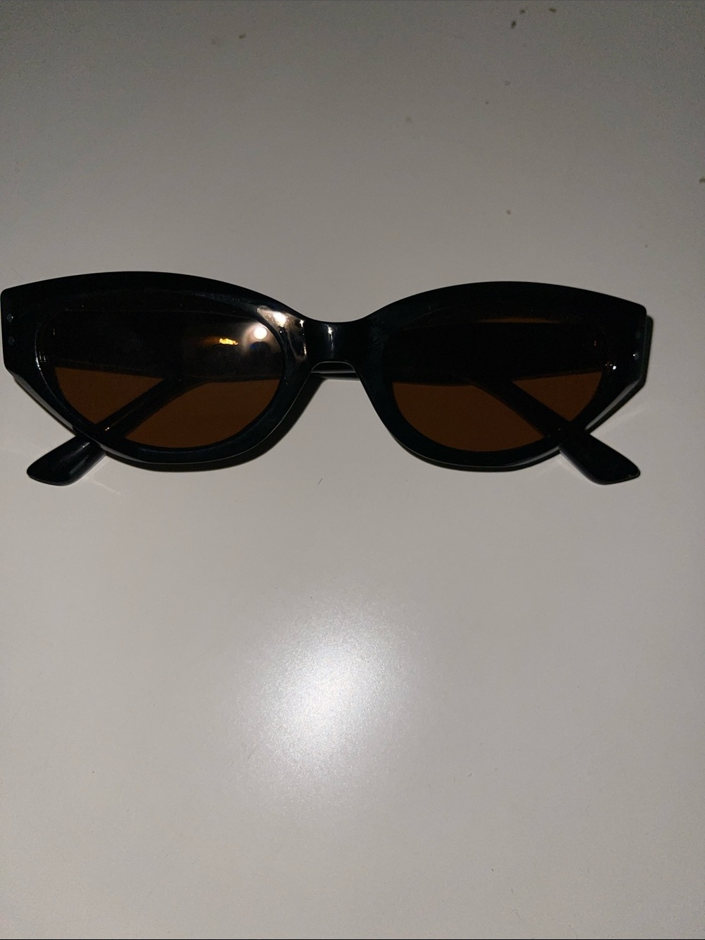 NWOT-Classic Black Cat-Eye Women's Sunglasses
